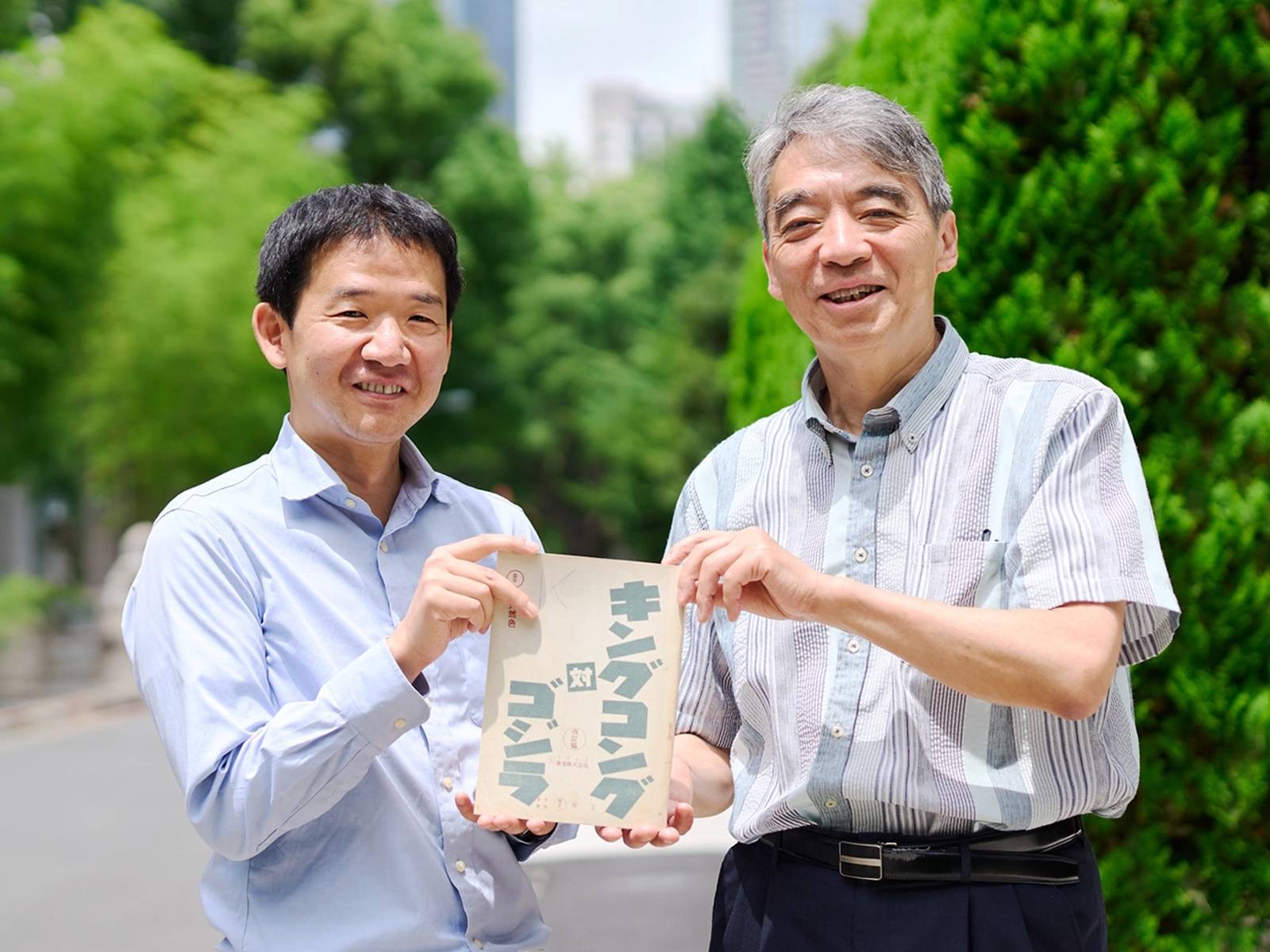当時の空気まで再現し、紙で残していく。